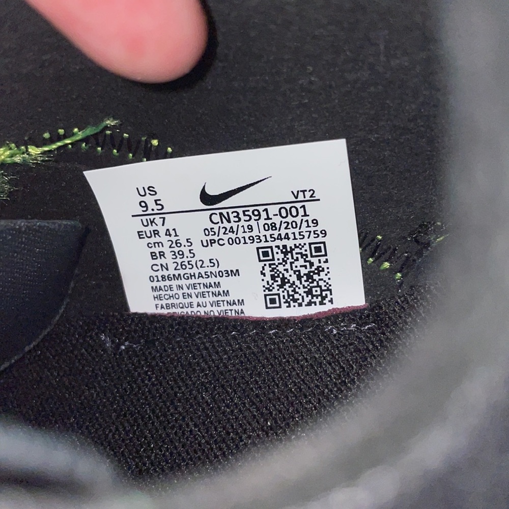 Nike Womens React - image 2